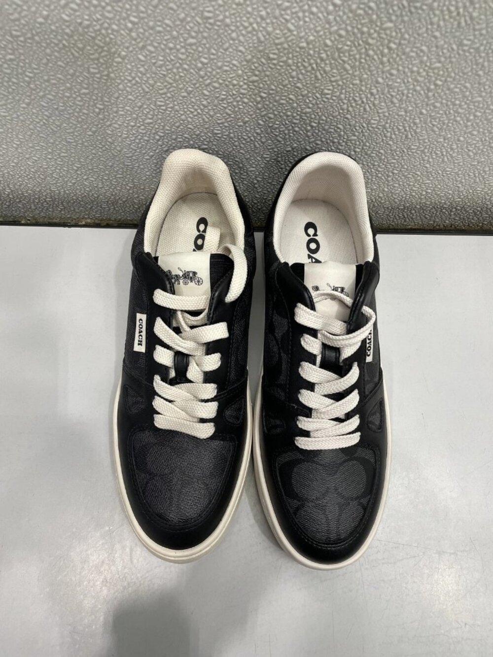 Coach Clip Court Low Top Sneaker In Signature Canvas Women's US 7.5B, Black - Picture 8 of 10